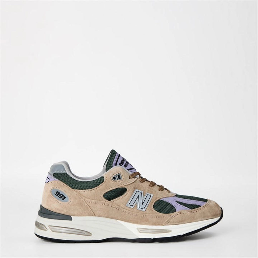 New Balance 991v2 Runners - Beige